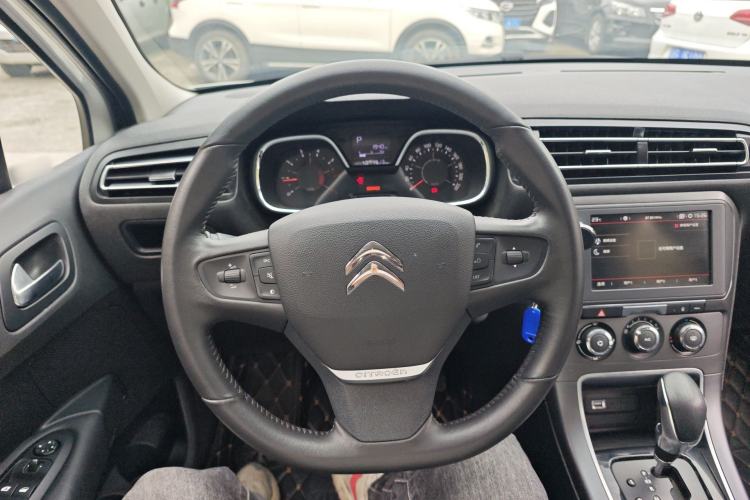 Used Citroen C4 Sega 2018 1.6L Automatic Luxury Model Steering Wheel