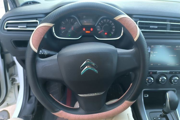 Used Citroen C4 Sega 2018 1.6L Automatic Comfort Model Steering Wheel