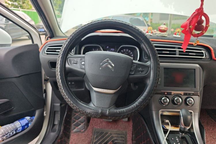 Used Citroen C4 Sega 2018 1.6L Automatic Luxury Model Steering Wheel