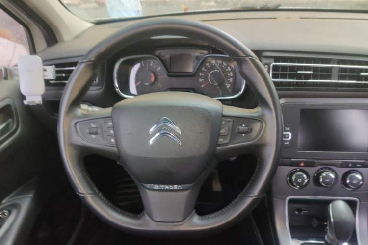 Used Citroen C4 Sega 2018 1.6L Automatic Luxury Model Steering Wheel