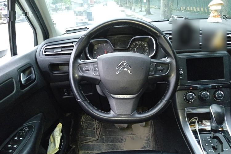 Used Citroen C4 Sega 2018 1.6L Automatic Luxury Model Steering Wheel