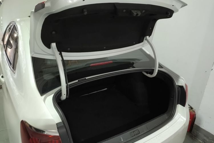 Used Citroen C4 Sega 2018 1.6L Automatic Luxury Model Trunk