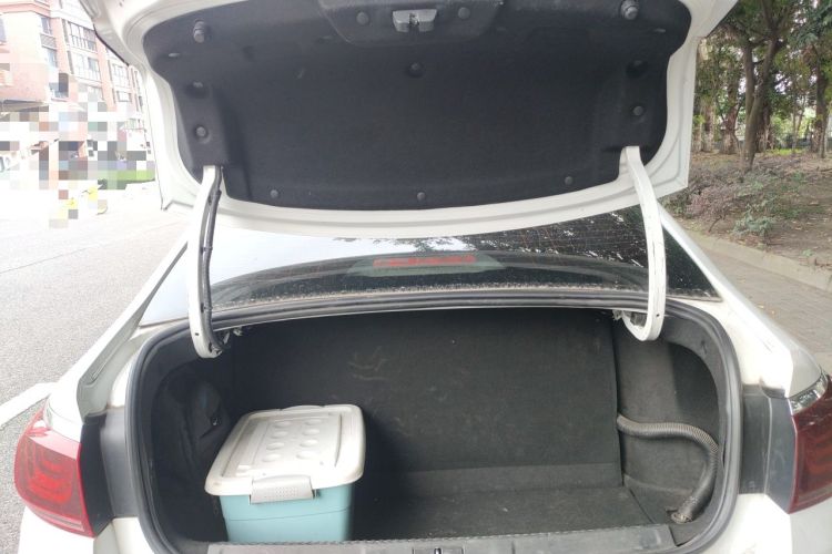Used Citroen C4 Sega 2018 1.6L Manual Comfort Model Trunk