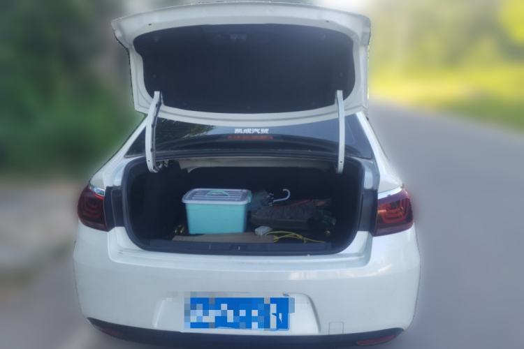 Used Citroen C4 Sega 2018 1.6L Manual Comfort Model Trunk