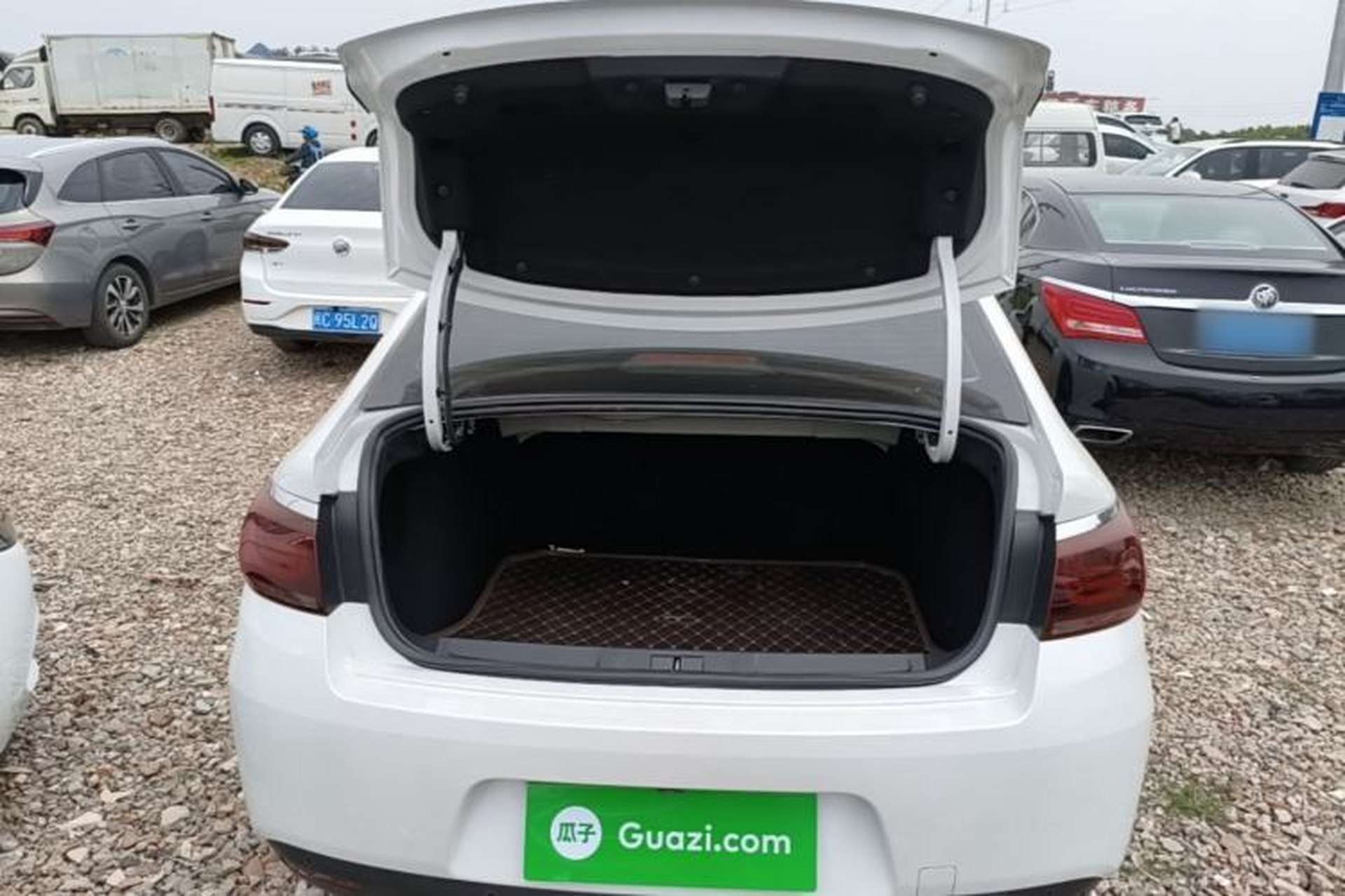 Used Citroen C4 Sega 2018 1.6L Automatic Luxury Model Trunk