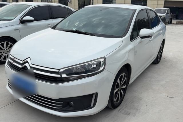 Ojetý Citroen C4 Sega 2018 1.6L Automatic Luxury Model