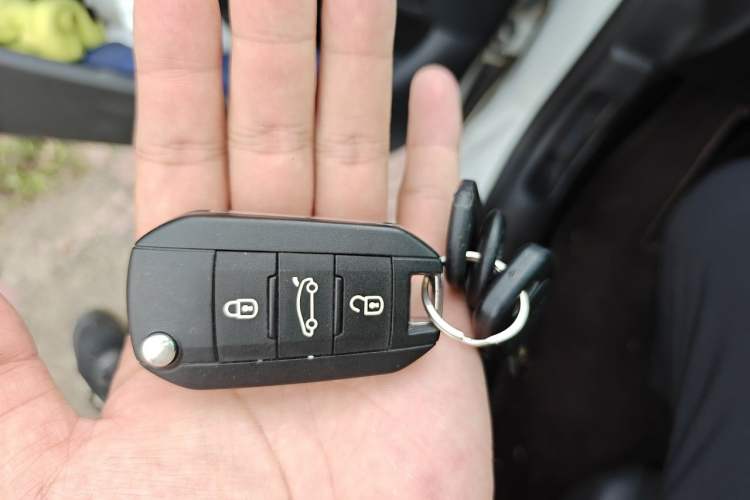 Used Citroen C4 Sega 2018 1.6L Automatic Luxury Model Vehicle Key