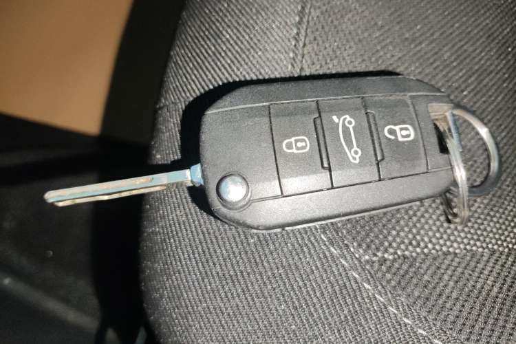 Used Citroen C4 Sega 2018 1.6L Automatic Luxury Model Vehicle Key