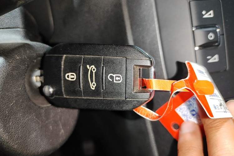 Used Citroen C4 Sega 2018 1.6L Automatic Luxury Model Vehicle Key