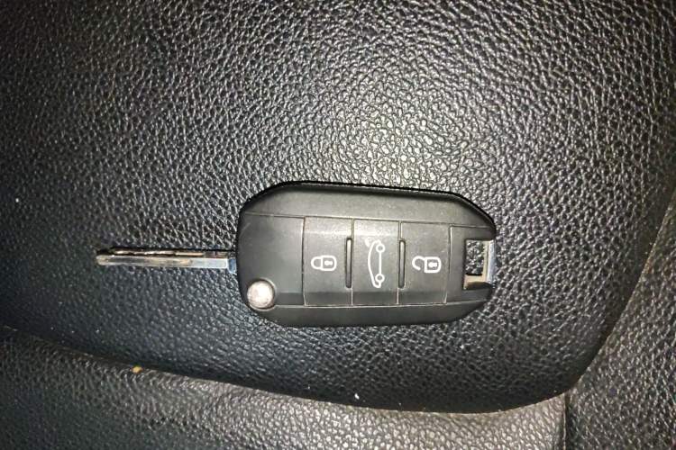 Used Citroen C4 Sega 2018 1.6L Automatic Luxury Model Vehicle Key