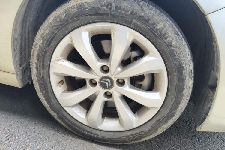 Used Citroen C4 Sega 2018 1.6L Manual Comfort Model Exterior 1