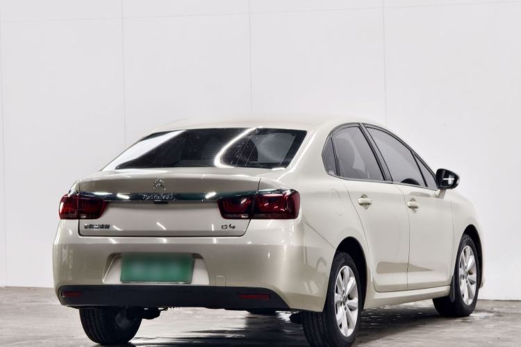 Used Citroen C4 Sega 2018 1.6L Manual Comfort Model Exterior 4