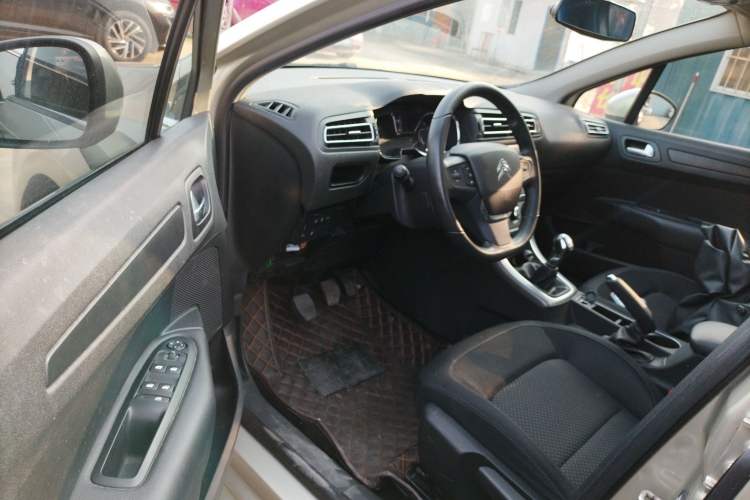 Used Citroen C4 Sega 2018 1.6L Manual Luxury Model Interior 3