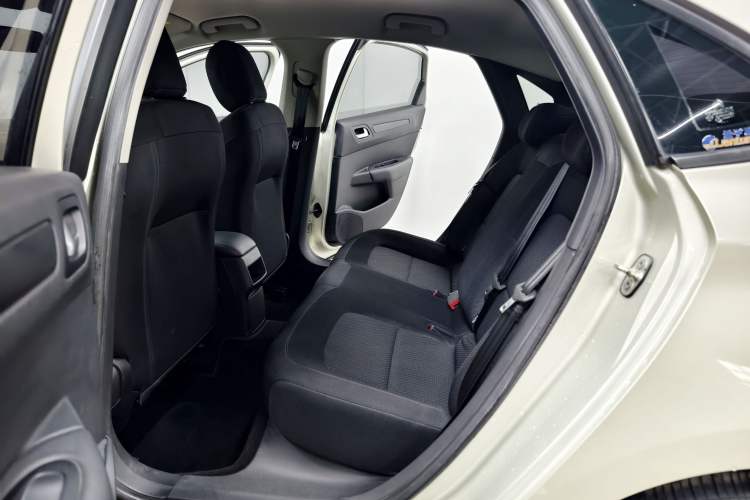 Used Citroen C4 Sega 2018 1.6L Manual Comfort Model Interior 3