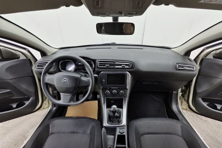 Used Citroen C4 Sega 2018 1.6L Manual Comfort Model Interior 7