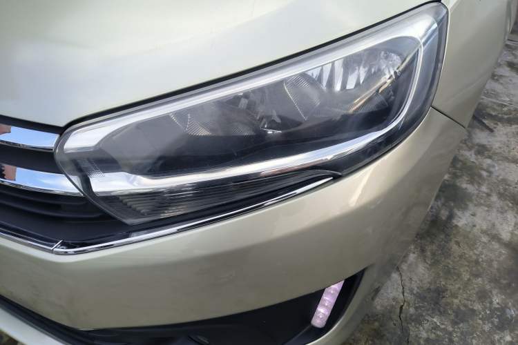Used Citroen C4 Sega 2018 1.6L Manual Luxury Model Left Front Headlight