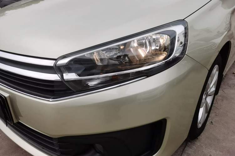 Used Citroen C4 Sega 2018 1.6L Manual Comfort Model Left Front Headlight