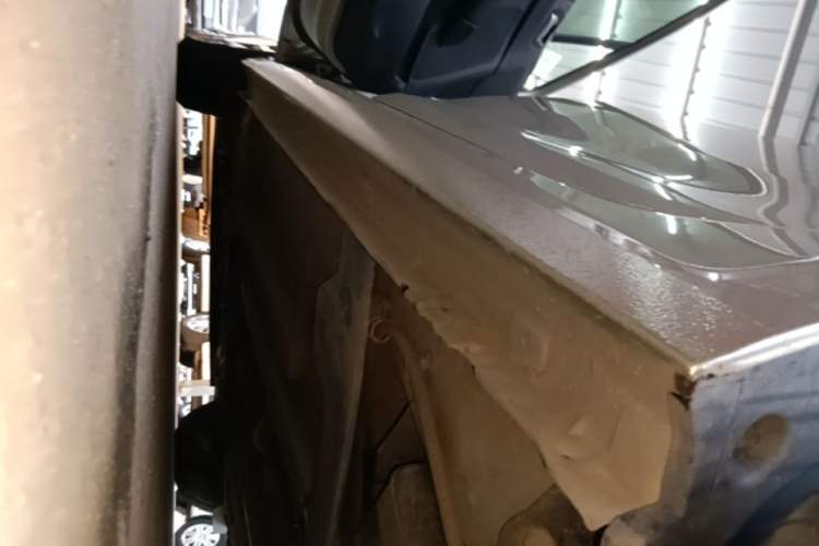 Used Citroen C4 Sega 2018 1.6L Automatic Luxury Model Left Side Sill