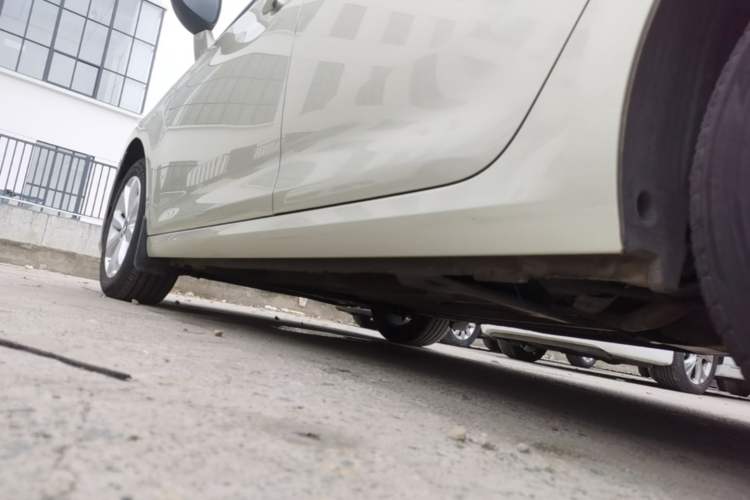 Used Citroen C4 Sega 2018 1.6L Manual Comfort Model Left Side Sill