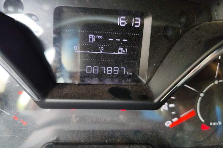 Used Citroen C4 Sega 2018 1.6L Manual Comfort Model Odometer Close Up