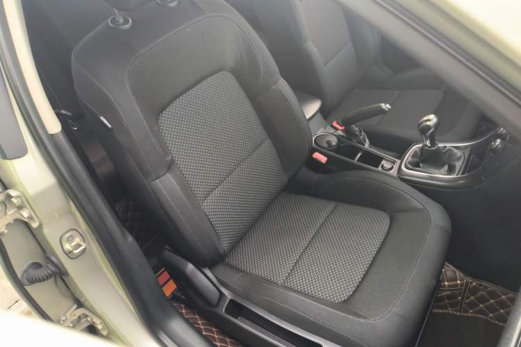 Used Citroen C4 Sega 2018 1.6L Manual Luxury Model Right Front Seat