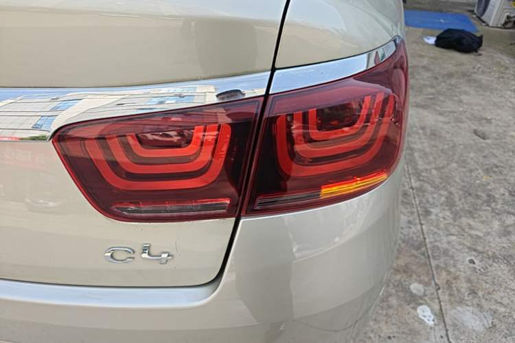 Used Citroen C4 Sega 2018 1.6L Automatic Luxury Model Right Rear Taillight