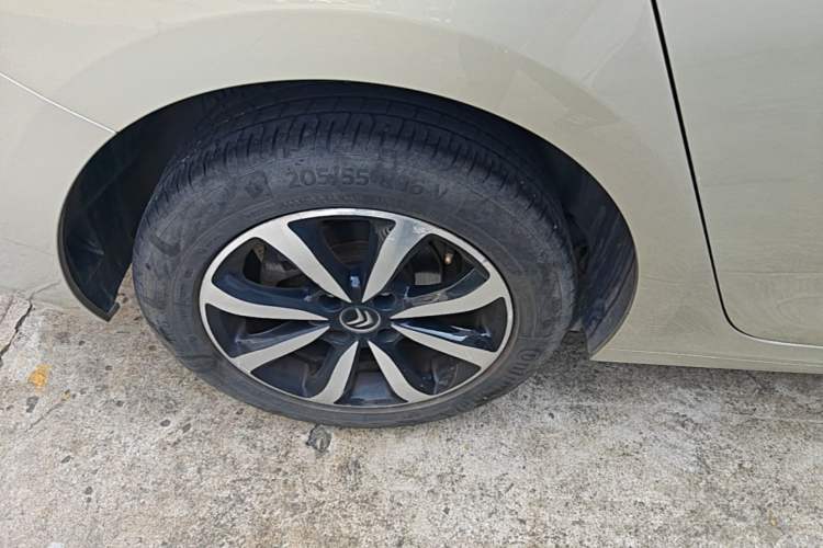 Used Citroen C4 Sega 2018 1.6L Automatic Luxury Model Right Rear Wheel Hub