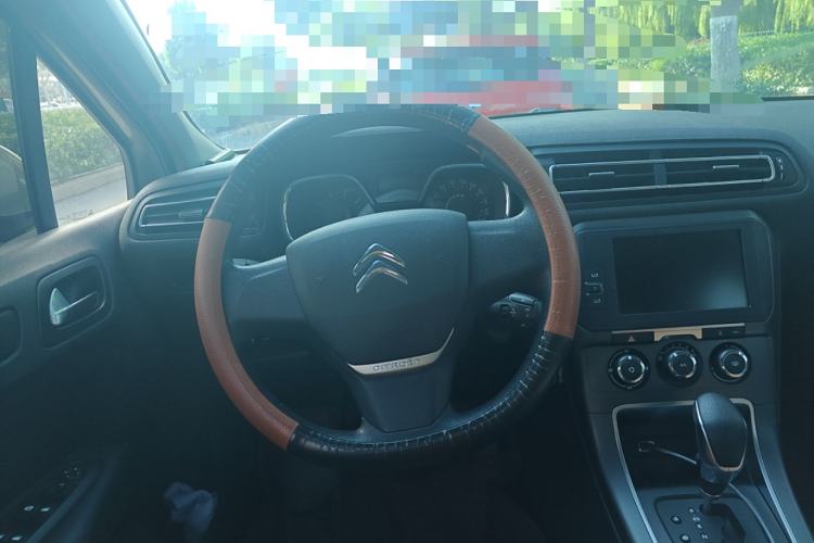 Used Citroen C4 Sega 2018 1.6L Automatic Comfort Model Steering Wheel
