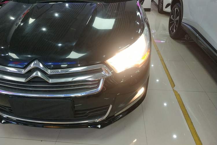 Used Citroen C4L 2013 1.6 THP Automatic Impression Edition Left Front Headlight