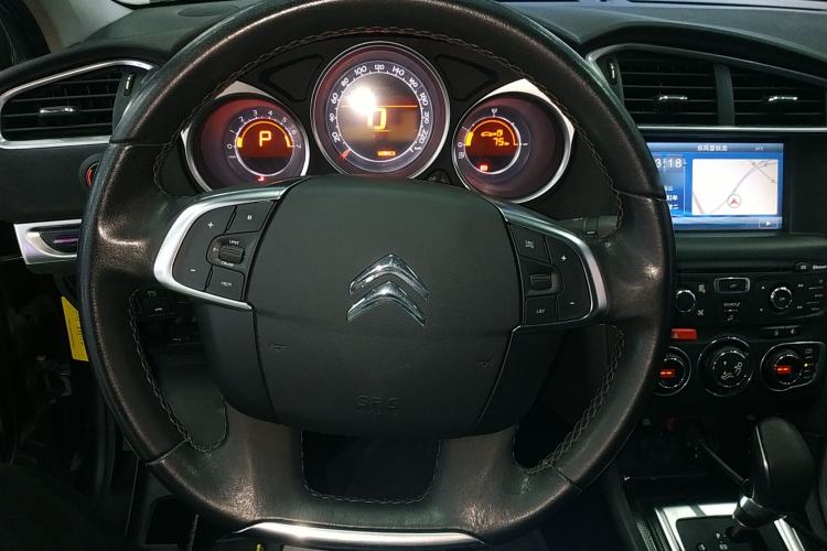 Used Citroen C4L 2013 1.6 THP Automatic Impression Edition Steering Wheel