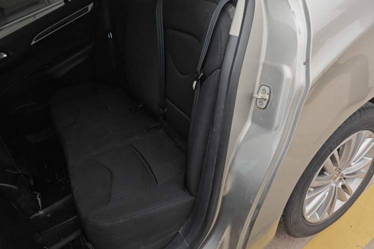Used Citroen C4L 2014 1.8L Intelligent Drive Manual Enjoyment Model Interior 1