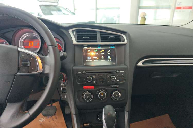 Used Citroen C4L 2014 1.8L Intelligent Drive Automatic Enjoyment Model Audio And AC Panel