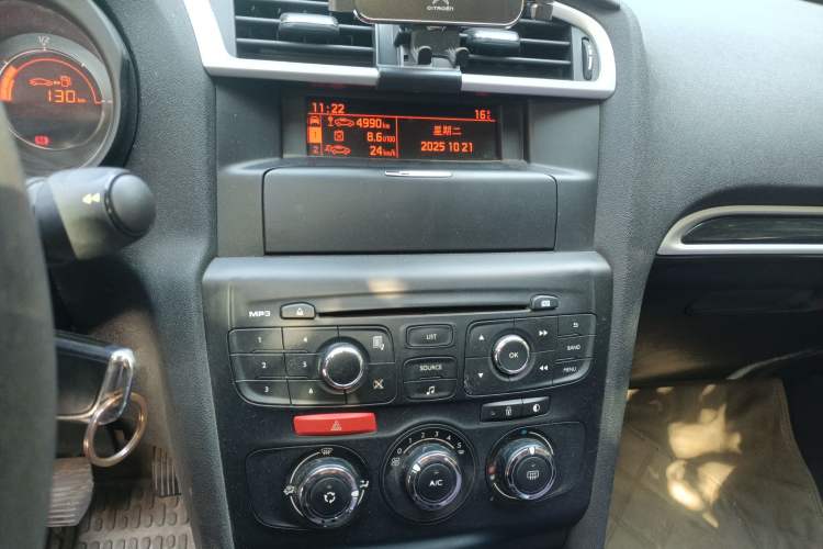 Used Citroen C4L 2013 1.8L Manual Jingxiang Edition Audio And AC Panel