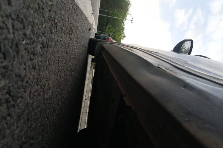 Used Citroen C4L 2013 1.8L Automatic Jingzhi Edition Chassis Rear Left