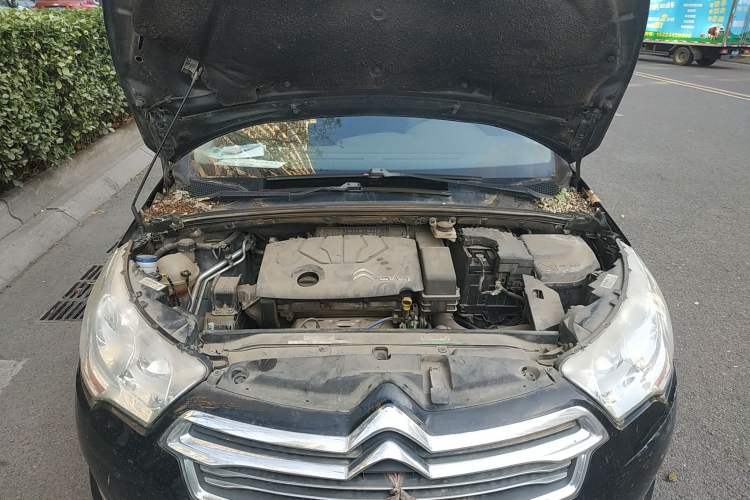 Used Citroen C4L 2013 1.8L Manual Jingxiang Edition Engine Bay