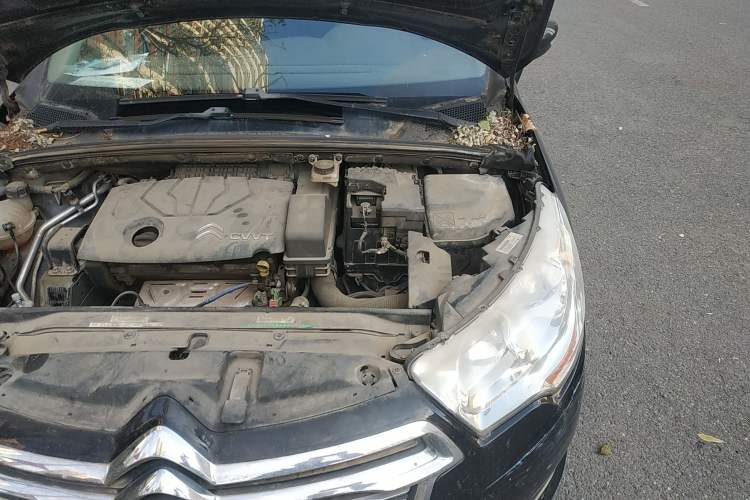 Used Citroen C4L 2013 1.8L Manual Jingxiang Edition Engine Bay Left