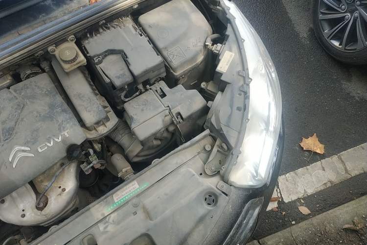 Used Citroen C4L 2013 1.6L Manual Jingzhi Edition Engine Bay Left