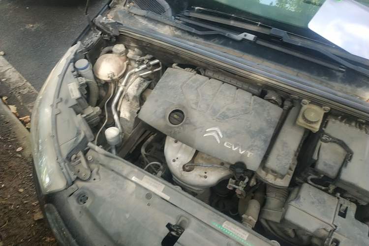 Used Citroen C4L 2013 1.6L Manual Jingzhi Edition Engine Bay Right
