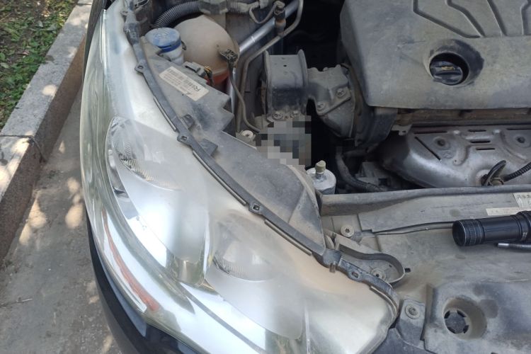 Used Citroen C4L 2013 1.8L Manual Jingxiang Edition Engine Bay Right