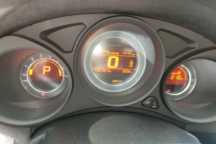 Used Citroen C4L 2013 1.6THP Automatic Enjoyment Edition Instrument Cluster