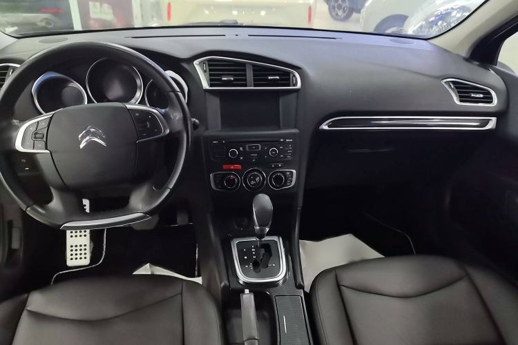 Used Citroen C4L 2013 1.6THP Automatic Dynamic Edition Interior 5