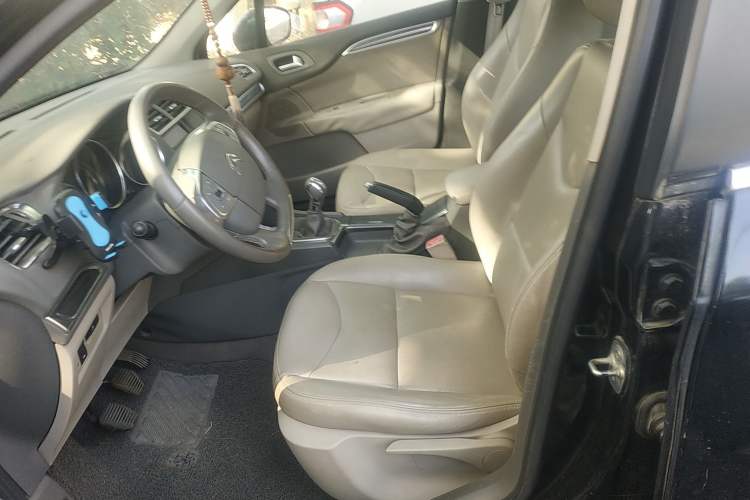 Used Citroen C4L 2013 1.6L Manual Jingzhi Edition Left Front Seat