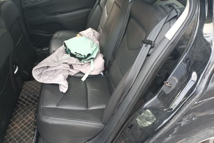 Used Citroen C4L 2013 1.8L Automatic Jingzhi Edition Left Rear Seat