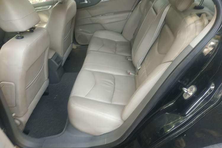 Used Citroen C4L 2013 1.6L Manual Jingzhi Edition Left Rear Seat