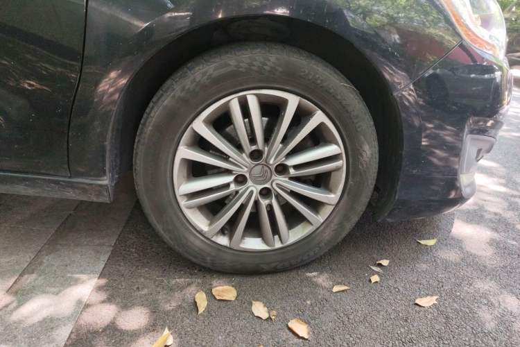 Used Citroen C4L 2013 1.6THP Automatic Enjoyment Edition Right Front Wheel Hub