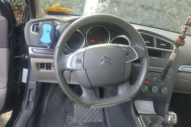 Used Citroen C4L 2013 1.6L Manual Jingzhi Edition Steering Wheel