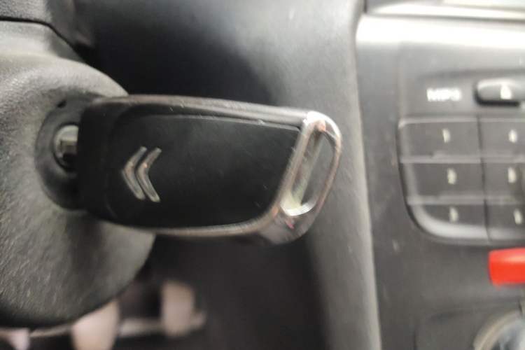 Used Citroen C4L 2013 1.8L Manual Jingxiang Edition Vehicle Key