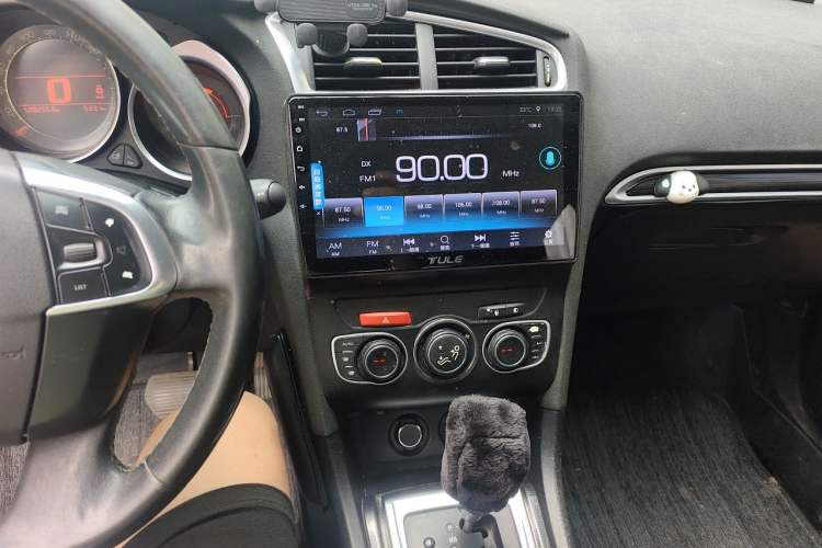 Used Citroen C4L 2013 1.6 THP Automatic Impression Edition Audio And AC Panel