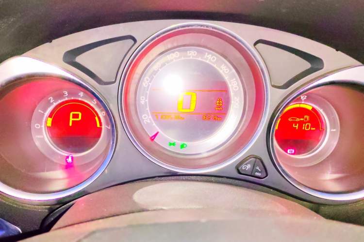 Used Citroen C4L 2013 1.6THP Automatic Enjoyment Edition Instrument Cluster