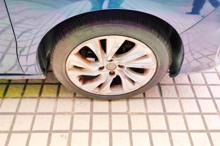 Used Citroen C4L 2013 1.6THP Automatic Enjoyment Edition Right Front Wheel Hub